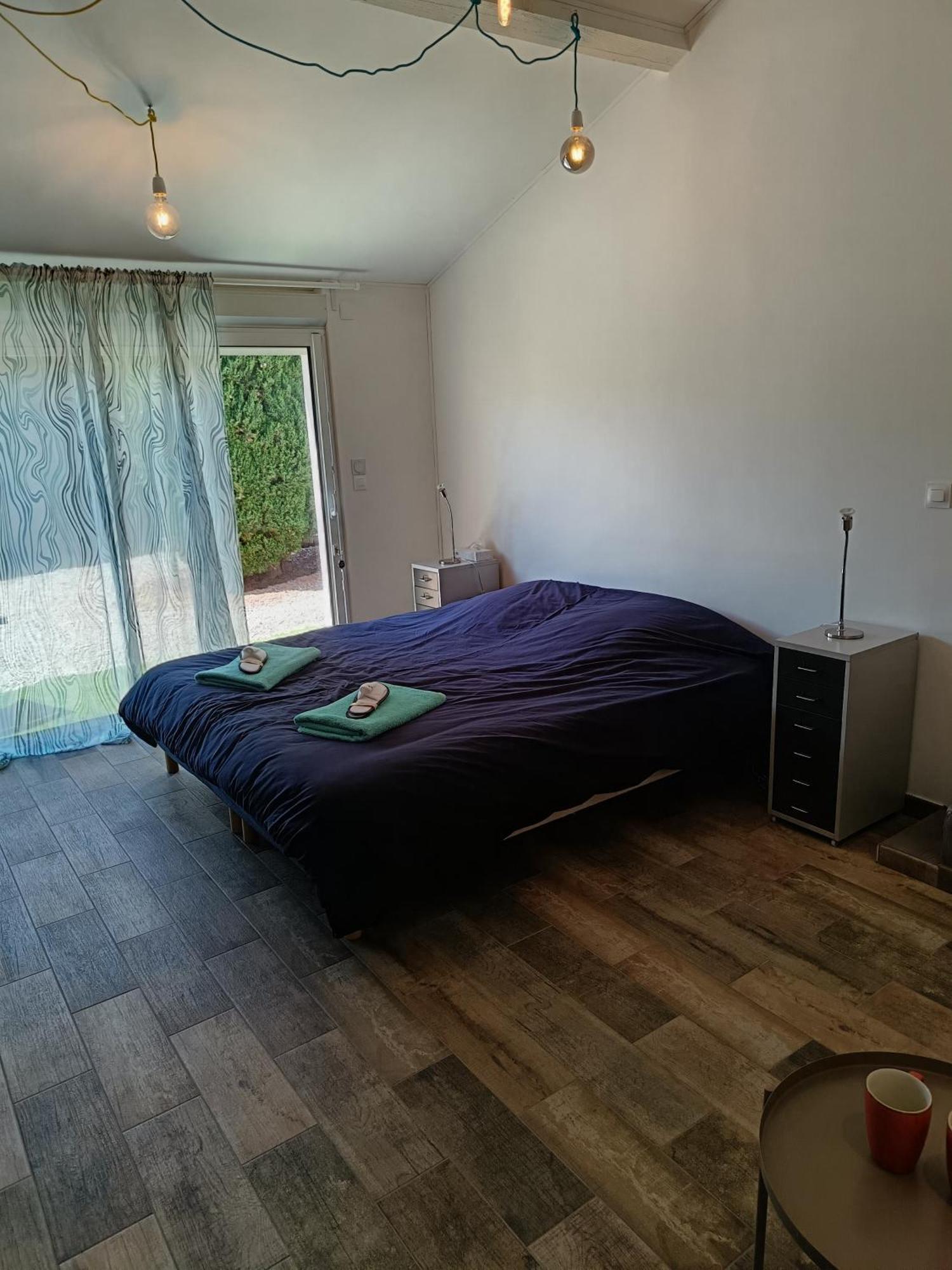 Chambre Le Luc En Provence Экстерьер фото