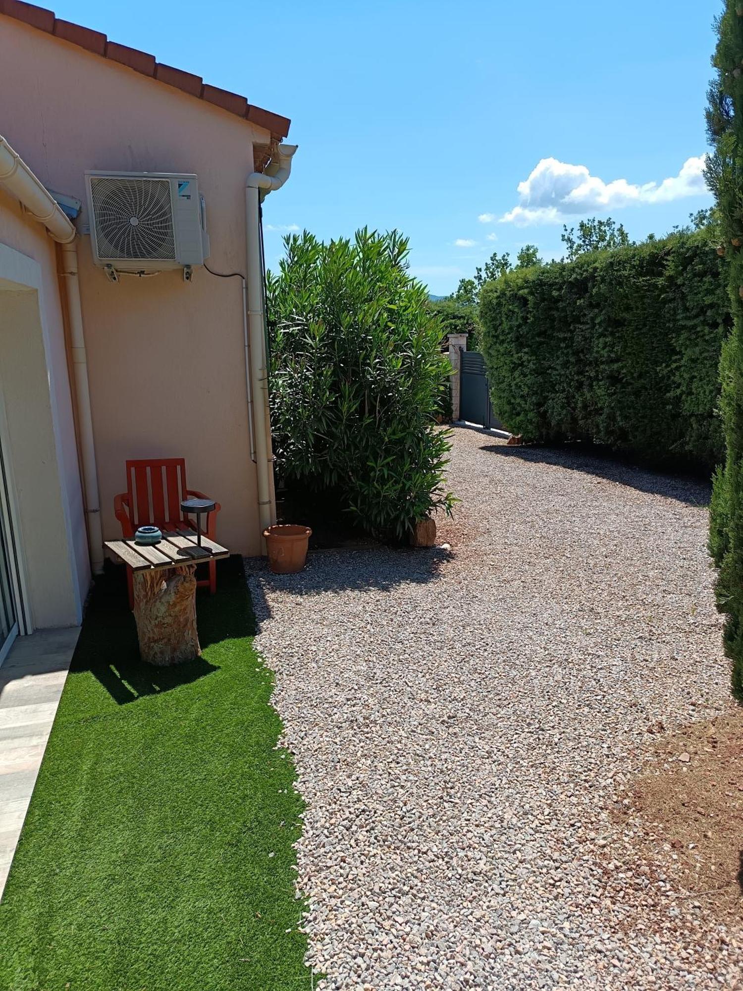 Chambre Le Luc En Provence Экстерьер фото